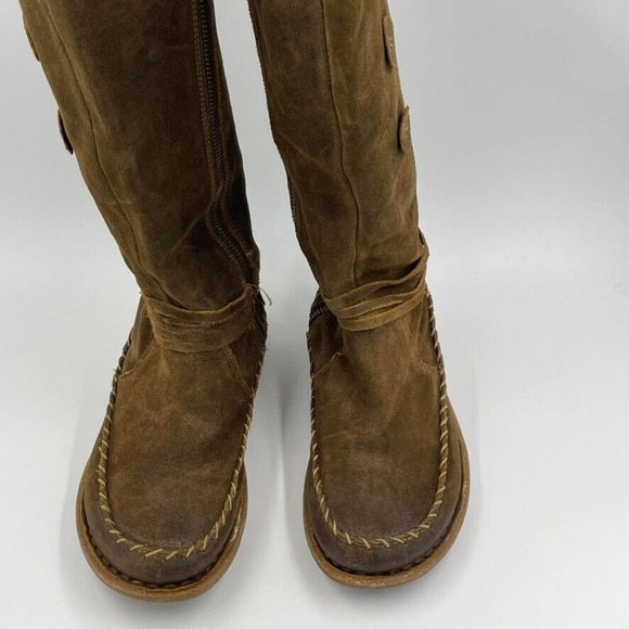🤎 Born Boots Womens 6.5 Brown Torrey Moccasin Distressed Leather Suede Tall - Picture 5 of 12